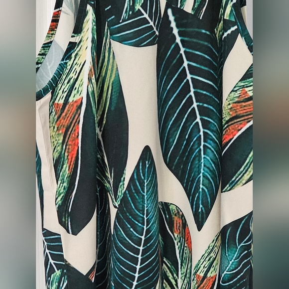 Size m high neck dress. - Picture 4 of 4